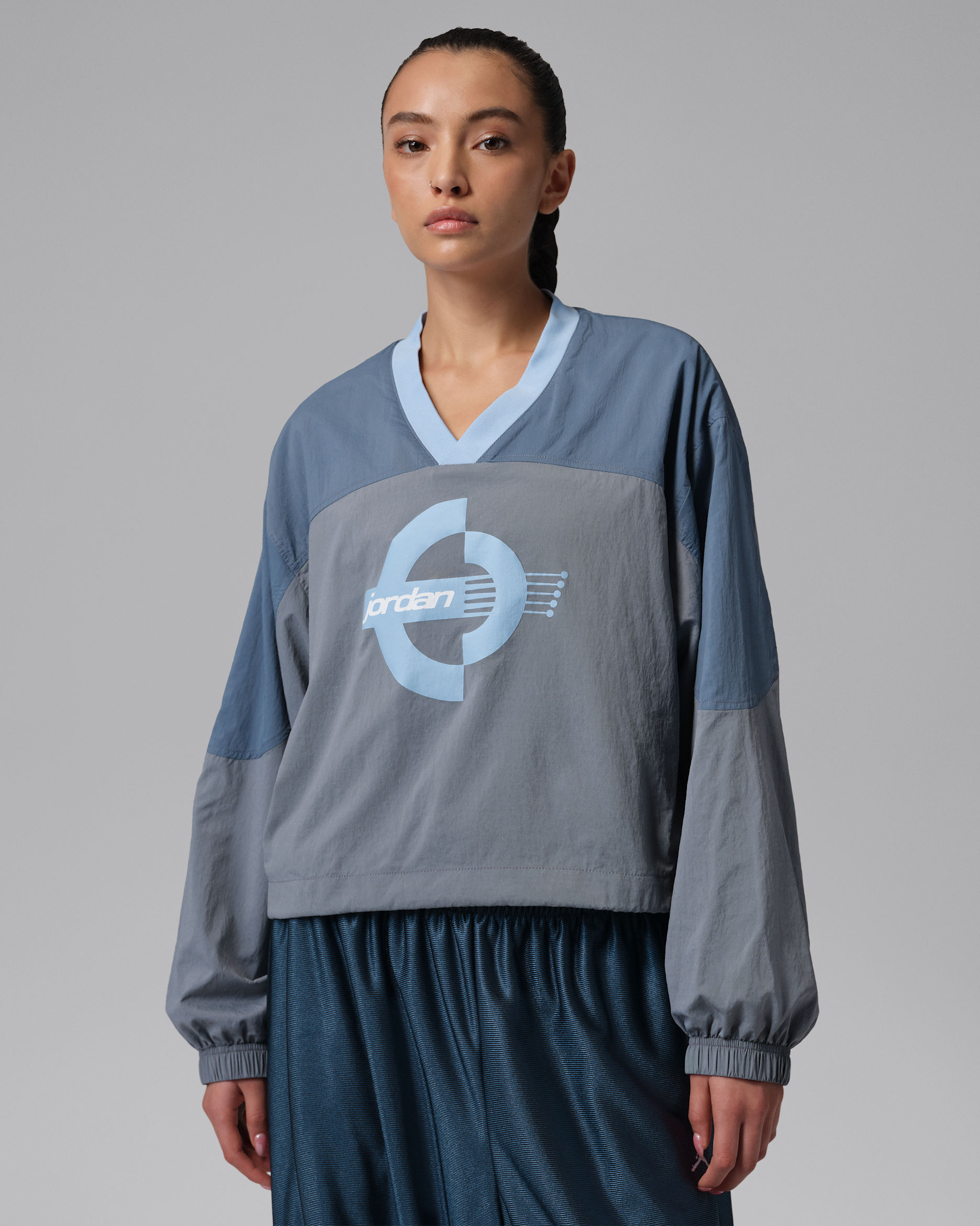 Jordan Brooklyn Women's Woven Long-Sleeve Graphic Sweatshirt. Nike ID
